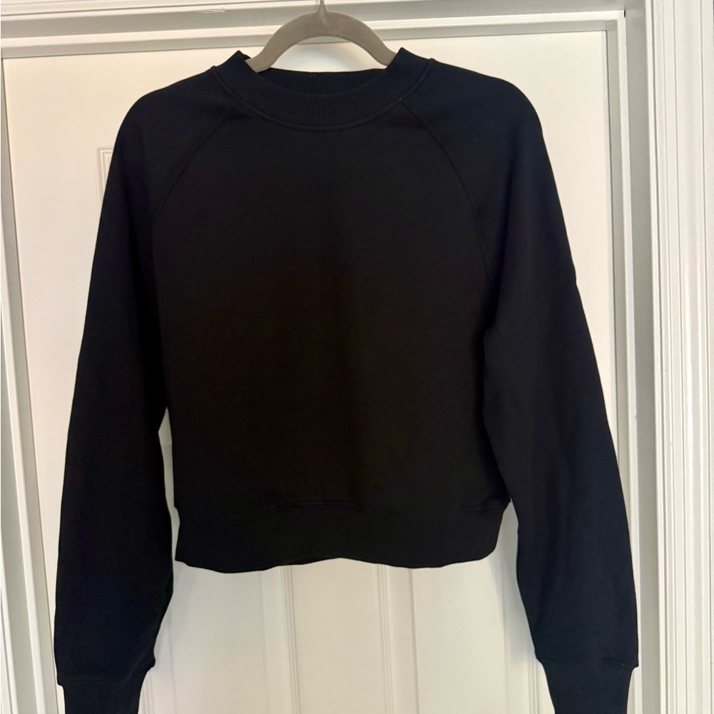 Black Women's Cropped Sweatshirt